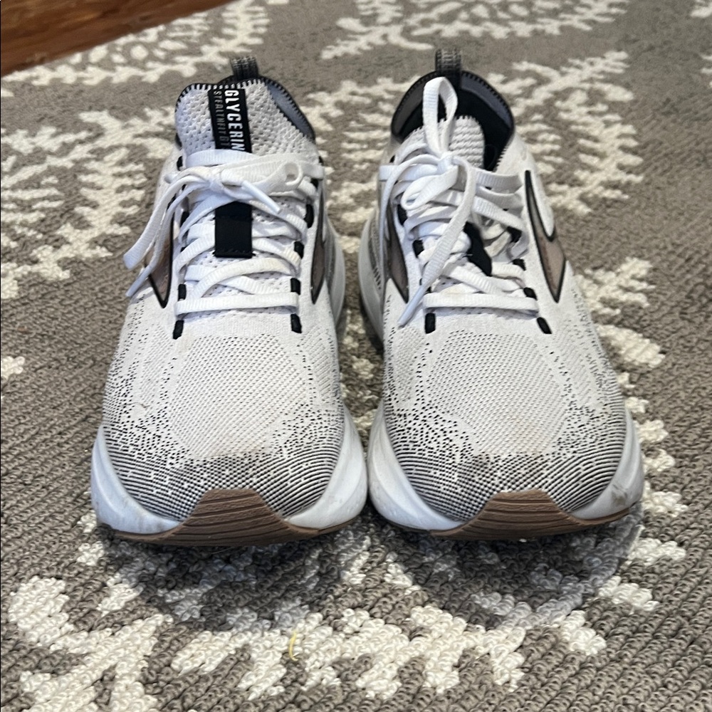Brooks White and Black Athletic Sneakers, Glycerin GTS - Picture 4 of 12